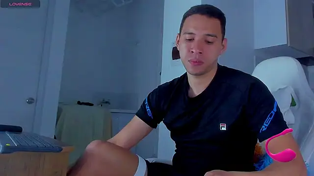 Snapshot of petter_coleman_ chatting on February 26, 11:26 pm petter coleman online show from February 26, 11:26 pm