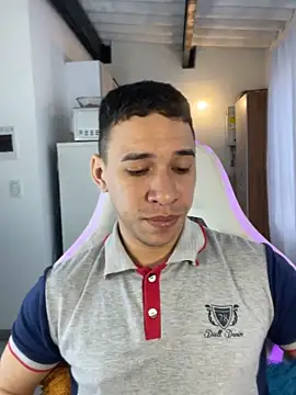 Snapshot of petter_coleman_ chatting on December 18, 10:05 pm petter coleman online show from December 18, 10:05 pm