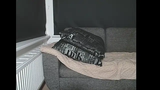 Snapshot of NaughtyRapunzel7 chatting on September 11, 9:59 pm NaughtyRapunzel7 online show from September 11, 9:59 pm