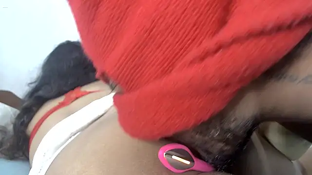 Snapshot of DevilZoone chatting on October 13, 5:07 am DevilZoone online show from October 13, 5:07 am