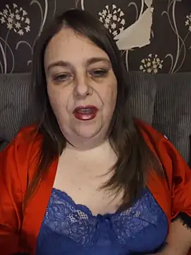 HouseWifeWhore Milf online show from June 12, 4:11 am