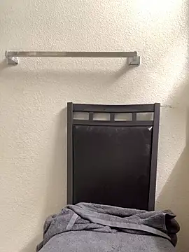 markquanna online show from March 28, 5:51 am