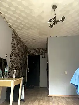 CrazzyChicks online show from September 14, 7:40 am