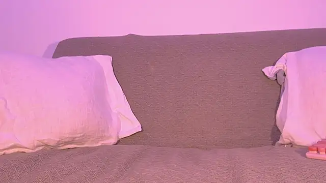 Snapshot of Lilmuh_ chatting on October 29, 12:02 am Lilmuh online show from October 29, 12:02 am