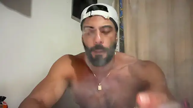 romeolovedark online show from May 21, 10:33 am