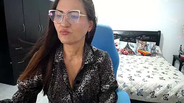 Xiimen online show from January 13, 9:53 pm