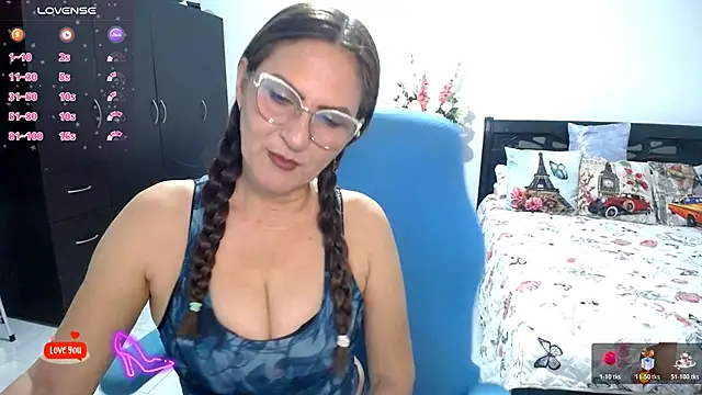 Xiimen online show from March 30, 9:27 pm