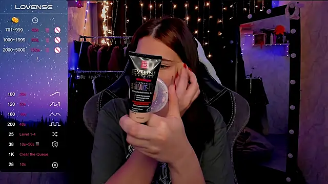 Snapshot of dj_eban_ chatting on December 20, 3:03 am dj eban online show from December 20, 3:03 am