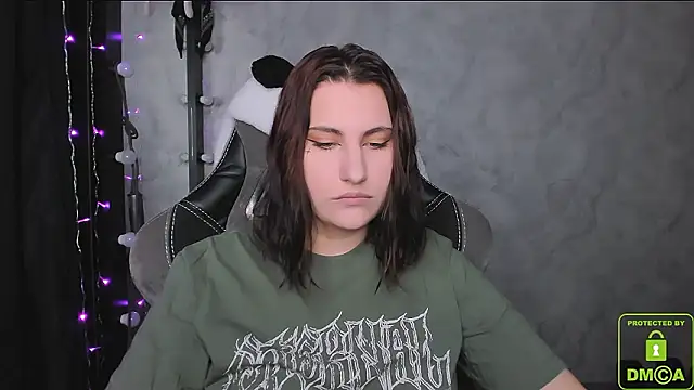 Snapshot of dj_eban_ chatting on January 19, 1:26 pm dj eban online show from January 19, 1:26 pm