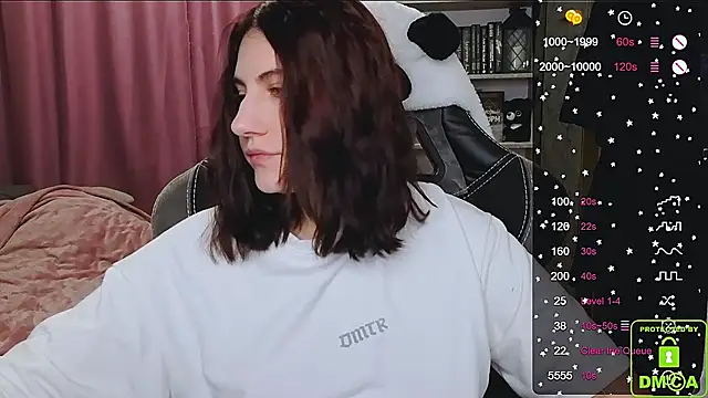 Snapshot of dj_eban_ chatting on February 15, 6:04 pm dj eban online show from February 15, 6:04 pm