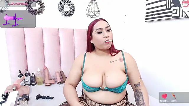 Snapshot of Daniik-big chatting on March 23, 12:15 am Daniik-big online show from March 23, 12:15 am