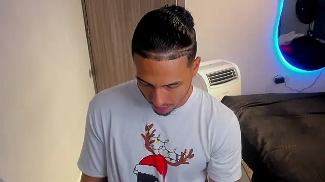 Kris Khalifa69 online show from October 2, 4:52 am