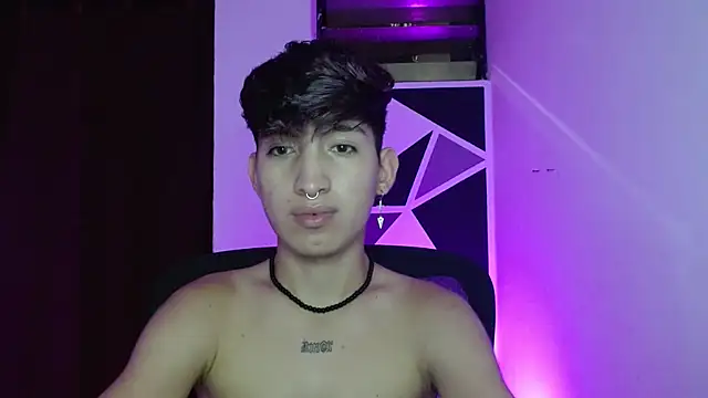 littlextreme online show from March 20, 6:41 am