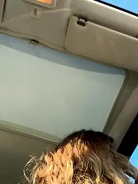 Snapshot of DaisyVibesss chatting on March 5, 2:56 pm DaisyVibesss online show from March 5, 2:56 pm