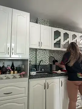 Snapshot of ValeriaHot69 chatting on November 27, 2:52 pm ValeriaHot69 online show from November 27, 2:52 pm