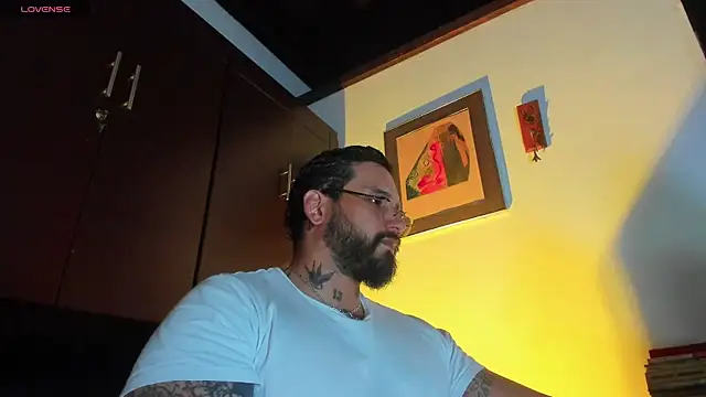 CamiloGray  online show from April 14, 3:18 pm