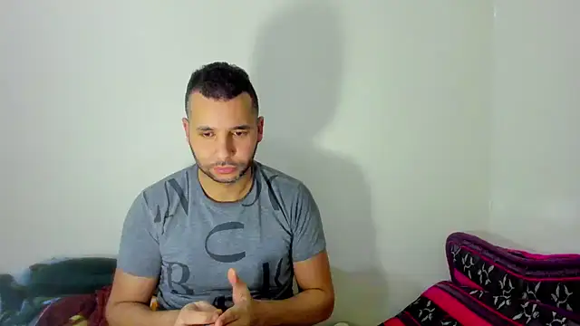 Dani Lop online show from March 8, 2:40 pm