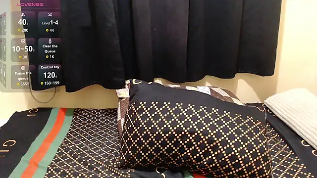 x brittany x online show from February 15, 1:20 pm