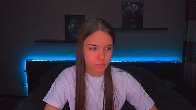 AlexaBarkley online show from March 4, 12:27 am