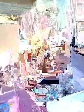 Snapshot of SheIsSomething chatting on March 13, 11:16 pm SheIsSomething online show from March 13, 11:16 pm