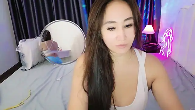 Snapshot of AsianQueens chatting on June 18, 11:03 am AsianQueens online show from June 18, 11:03 am