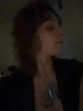 Snapshot of Catherinexxx chatting on July 6, 12:07 am Catherinexxx online show from July 6, 12:07 am