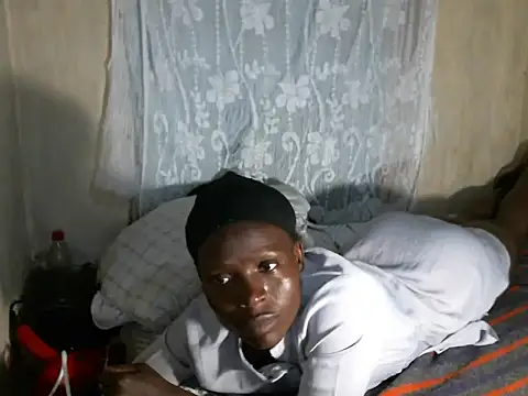 Snapshot of cute-shamza chatting on December 17, 5:41 pm cute-shamza online show from December 17, 5:41 pm