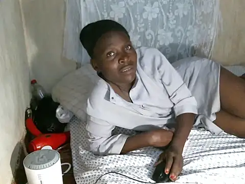 Snapshot of cute-shamza chatting on December 18, 5:46 am cute-shamza online show from December 18, 5:46 am