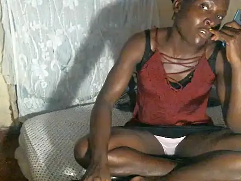 Snapshot of cute-shamza chatting on January 18, 4:44 pm cute-shamza online show from January 18, 4:44 pm