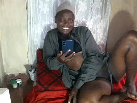 Snapshot of cute-shamza chatting on February 12, 3:29 pm cute-shamza online show from February 12, 3:29 pm