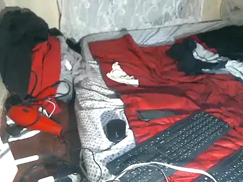 Snapshot of cute-shamza chatting on March 1, 4:20 pm cute-shamza online show from March 1, 4:20 pm