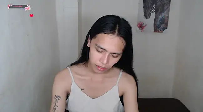 Snapshot of shecutie69 chatting on February 23, 1:02 am shecutie69 online show from February 23, 1:02 am