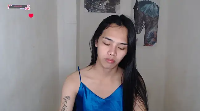 Snapshot of shecutie69 chatting on March 3, 10:10 pm shecutie69 online show from March 3, 10:10 pm