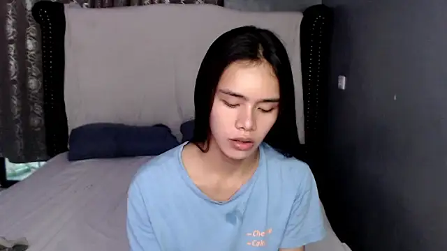 Snapshot of shecutie69 chatting on October 15, 11:05 pm shecutie69 online show from October 15, 11:05 pm