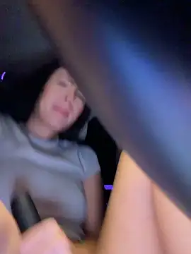 clairewntr online show from November 27, 8:44 pm