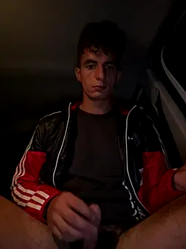 Snapshot of alessandro893000 chatting on October 13, 2:33 am alessandro893000 online show from October 13, 2:33 am