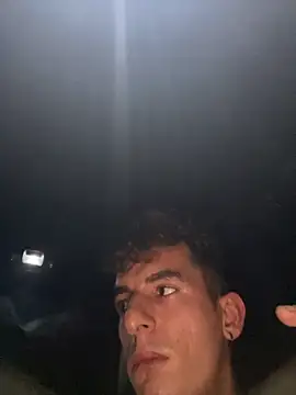 Snapshot of alessandro893000 chatting on October 23, 3:39 am alessandro893000 online show from October 23, 3:39 am