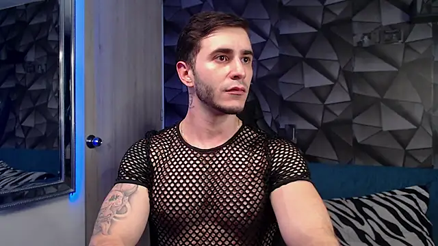 Snapshot of Latino_stud4u chatting on October 14, 11:27 pm Latino stud4u online show from October 14, 11:27 pm