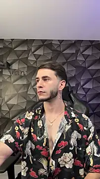 Snapshot of Latino_stud4u chatting on November 12, 1:06 am Latino stud4u online show from November 12, 1:06 am