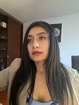 Snapshot of _Danna chatting on December 22, 10:04 pm  Danna online show from December 22, 10:04 pm