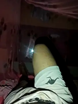 Snapshot of peterhotline chatting on October 31, 8:54 pm peterhotline online show from October 31, 8:54 pm