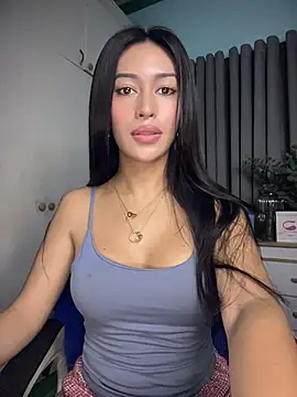 Jasmine Elcock online show from July 21, 3:47 pm