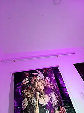 karlablue  online show from April 10, 8:57 pm