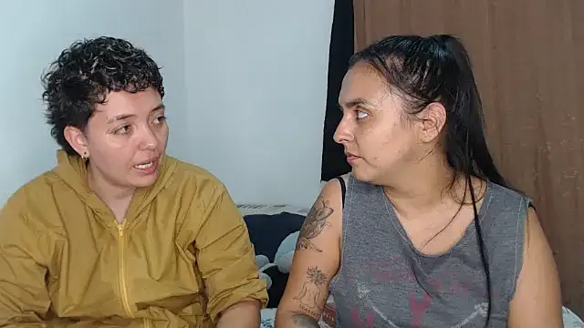 Snapshot of kathy_luisa chatting on May 16, 1:02 am kathy luisa online show from May 16, 1:02 am