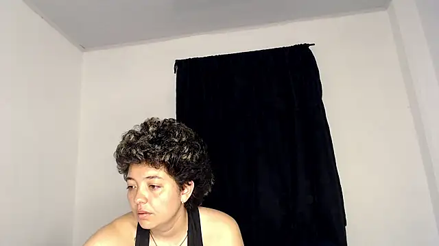 Snapshot of kathy_luisa chatting on July 9, 11:58 am kathy luisa online show from July 9, 11:58 am