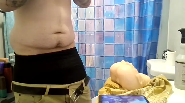 Snapshot of CAMINCHANCE chatting on March 6, 4:08 am CAMINCHANCE online show from March 6, 4:08 am