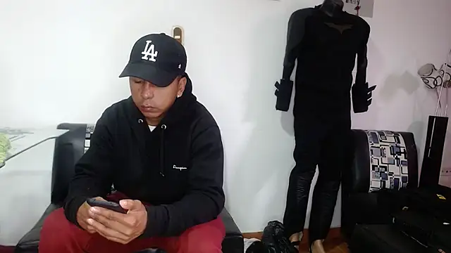 Snapshot of Black_hot266 chatting on December 15, 2:32 pm Black hot266 online show from December 15, 2:32 pm