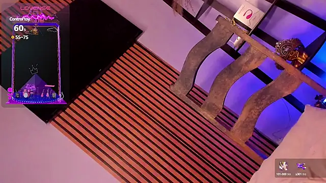 Snapshot of Icon1c_LiLy chatting on February 7, 2:08 am Icon1c LiLy online show from February 7, 2:08 am