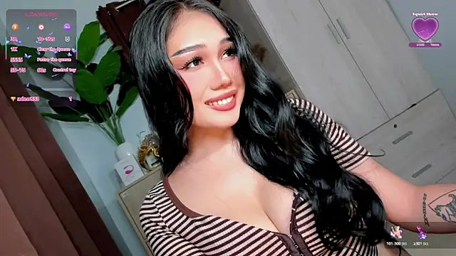 Snapshot of Icon1c_LiLy chatting on May 24, 9:20 pm Icon1c LiLy online show from May 24, 9:20 pm