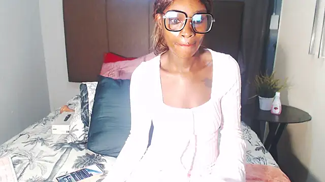 HoneyDropsX online show from February 19, 6:44 am